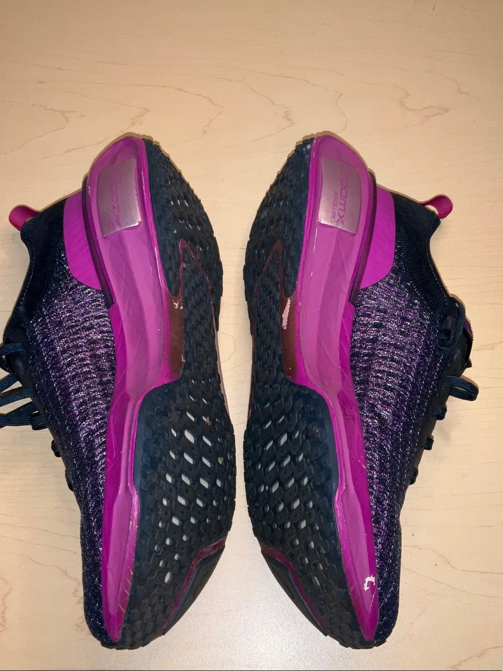 Nike invincible women’s